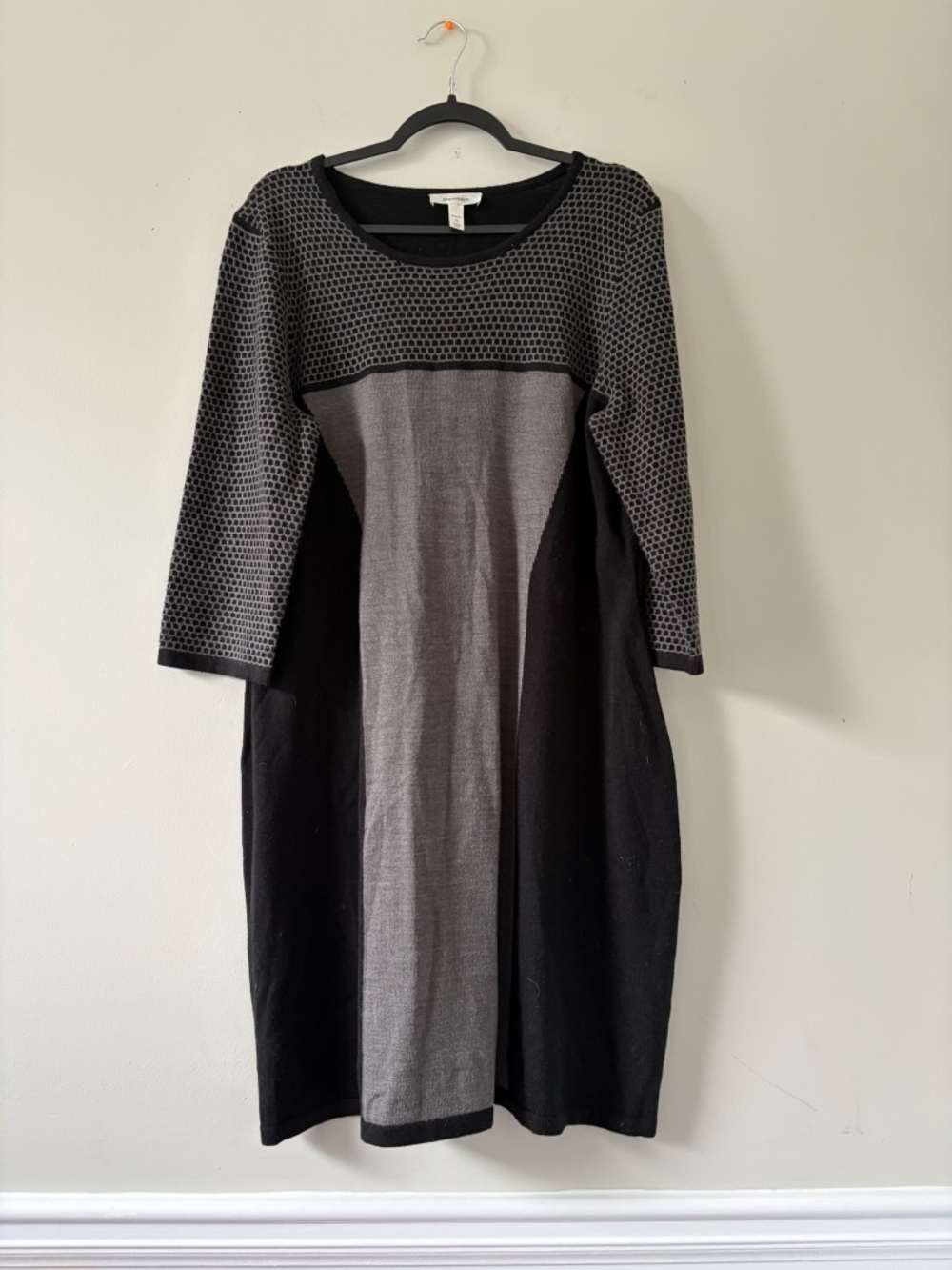 Dress Barn Black and Gray Colorblock Knit Shift Dress